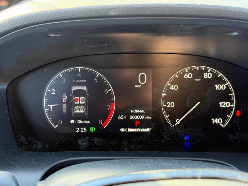 Honda HR-V Vehicle Image 16