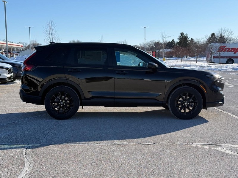 Honda CR-V Hybrid Vehicle Image 2