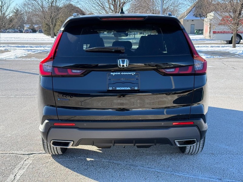 Honda CR-V Hybrid Vehicle Image 4