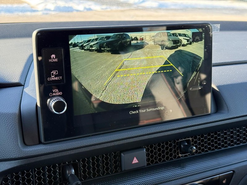 Honda CR-V Hybrid Vehicle Image 18