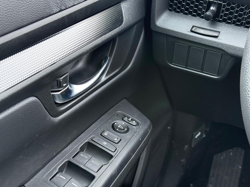 Honda CR-V Vehicle Image 20