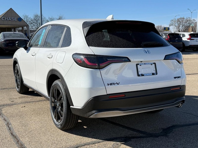 Honda HR-V Vehicle Image 5