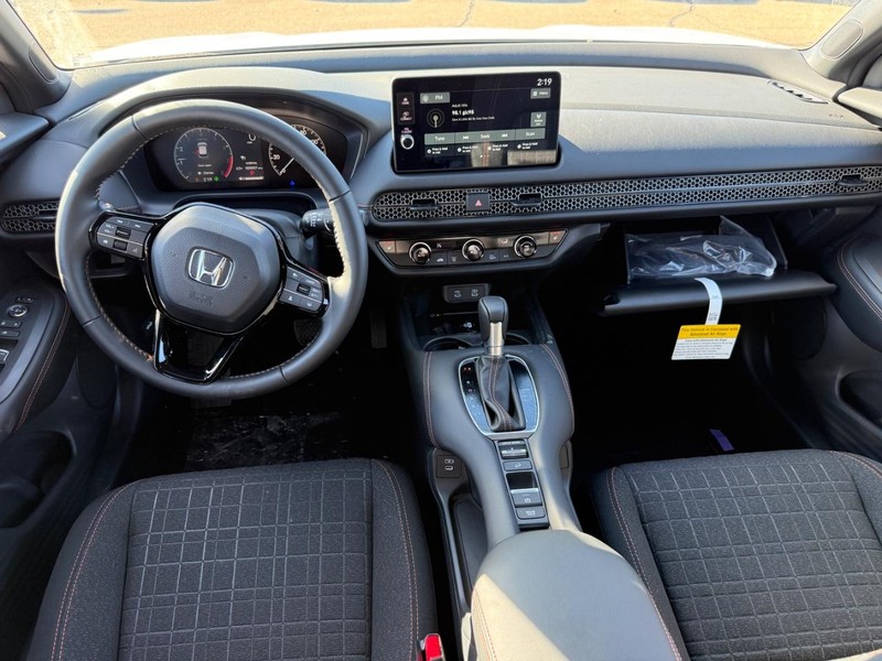 Honda HR-V Vehicle Image 9