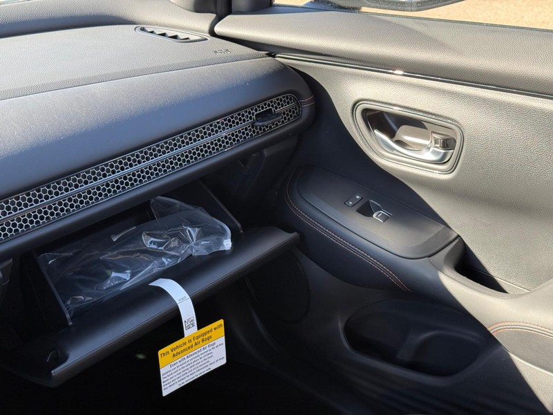 Honda HR-V Vehicle Image 13