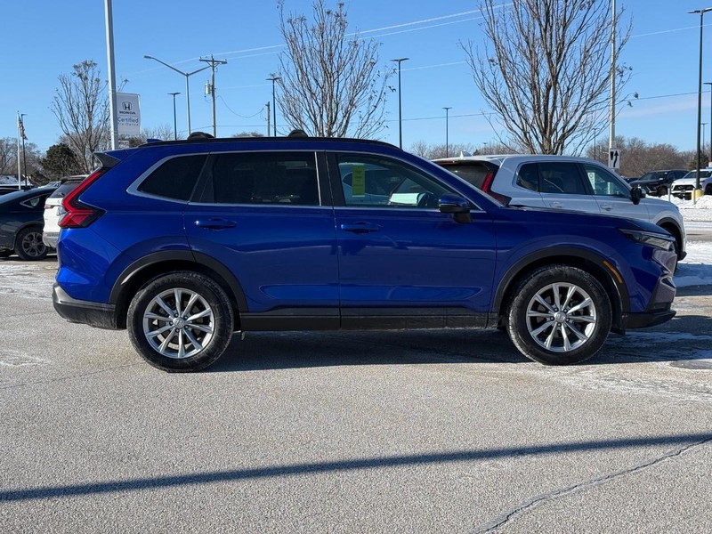 Honda CR-V Vehicle Full-screen Gallery Image 02