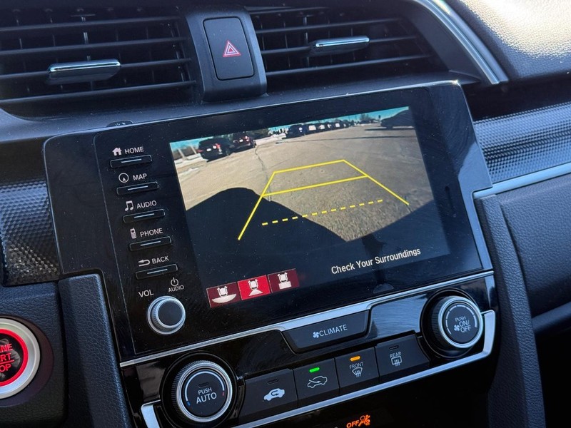 Honda Civic Sedan Vehicle Full-screen Gallery Image 18