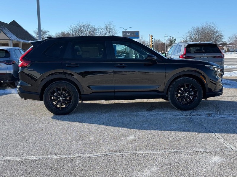 Honda CR-V Hybrid Vehicle Image 2