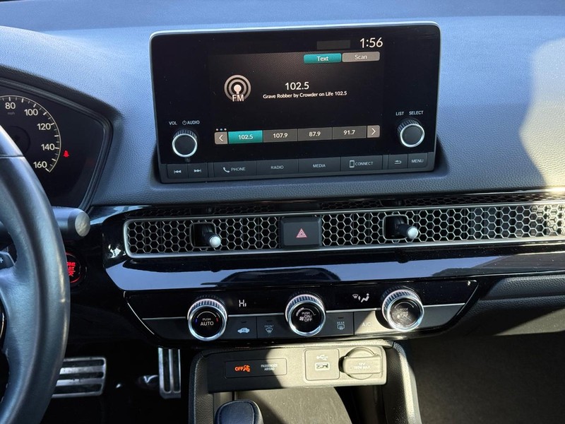 Honda Civic Sedan Vehicle Full-screen Gallery Image 11