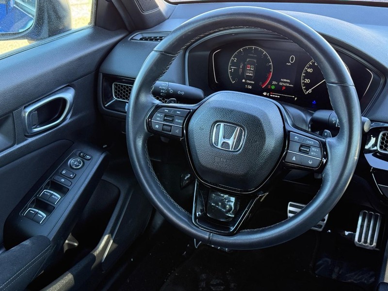 Honda Civic Sedan Vehicle Full-screen Gallery Image 13