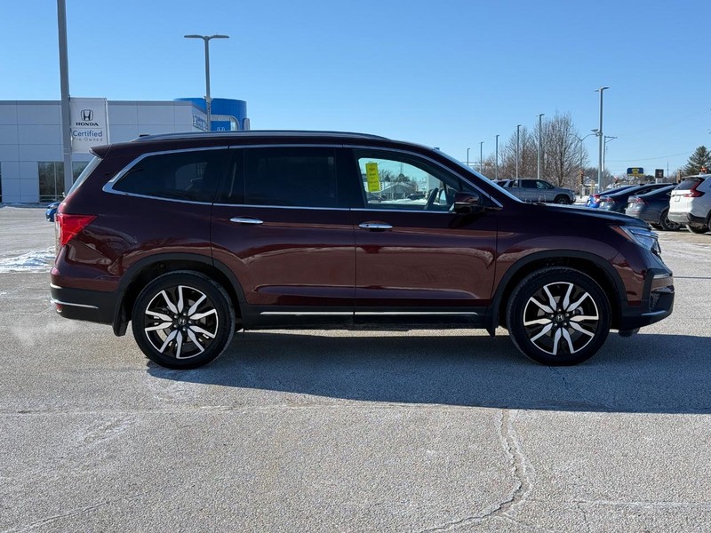 Honda Pilot Vehicle Full-screen Gallery Image 02