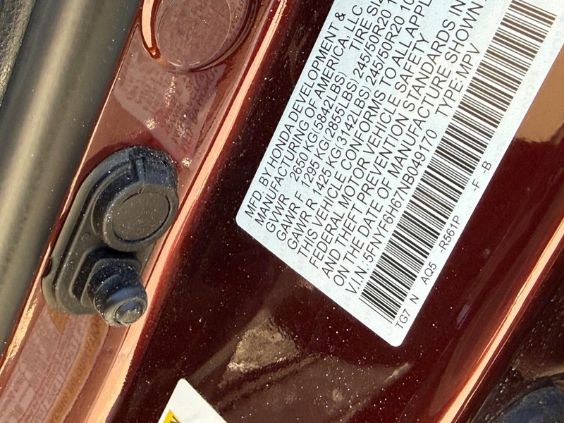 Honda Pilot Vehicle Full-screen Gallery Image 23