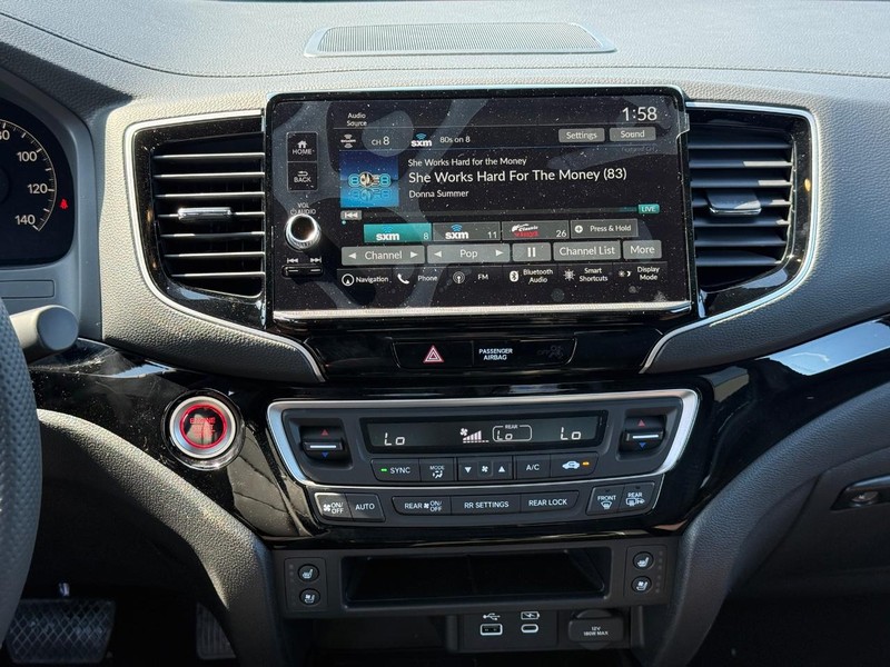 Honda Ridgeline Vehicle Image 11