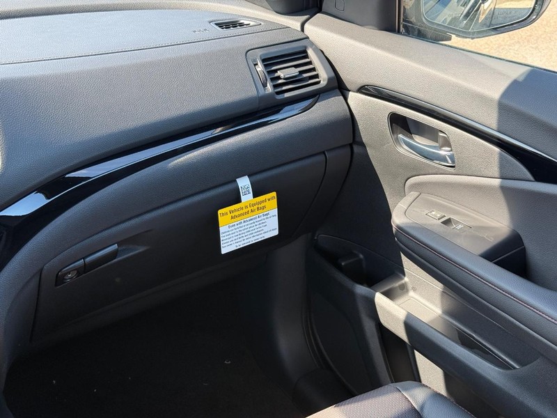 Honda Ridgeline Vehicle Image 14