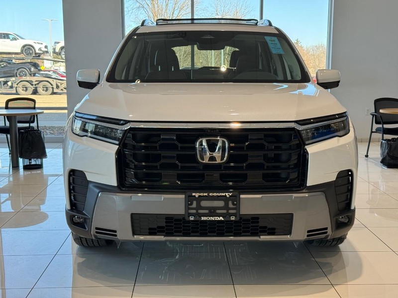 Honda Pilot Vehicle Image 6