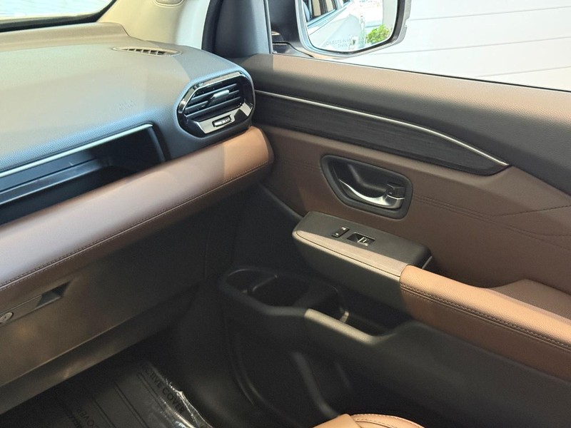 Honda Pilot Vehicle Image 13