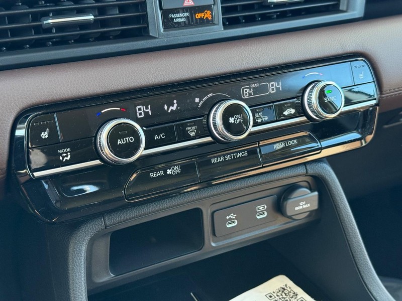 Honda Pilot Vehicle Image 18