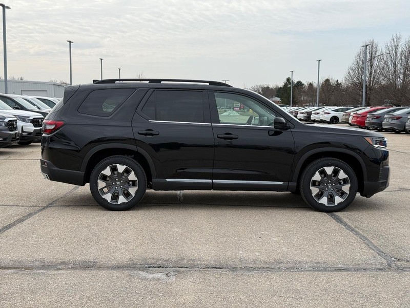 Honda Pilot Vehicle Image 2