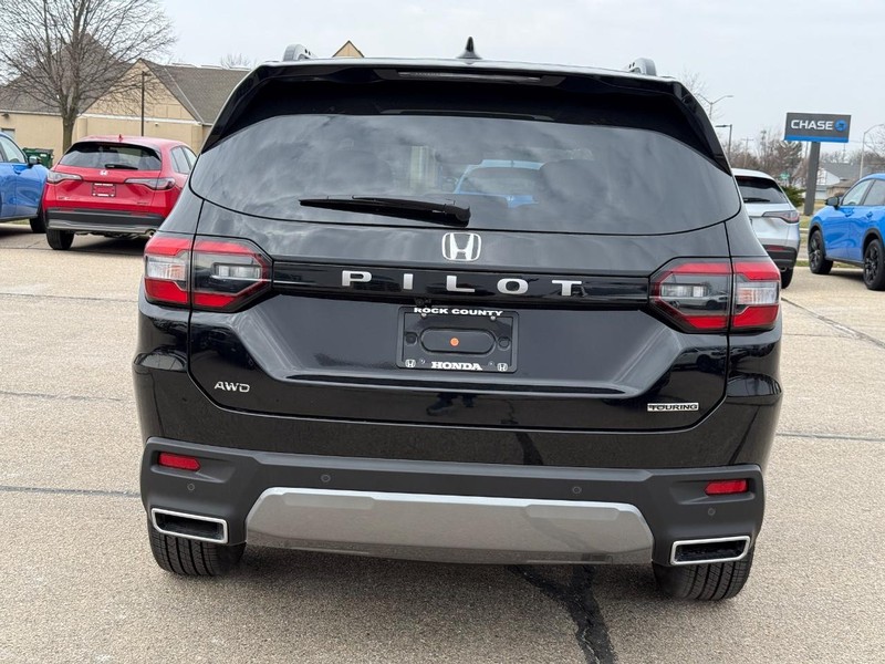 Honda Pilot Vehicle Image 4