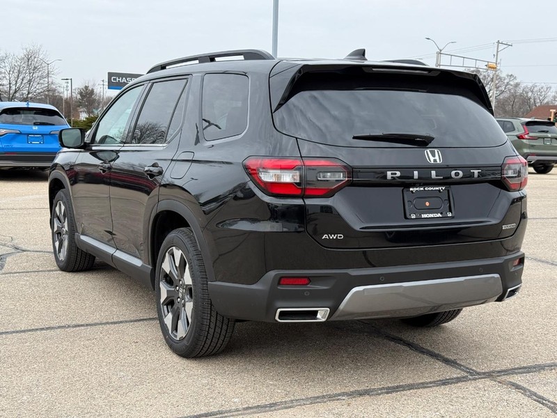 Honda Pilot Vehicle Image 5