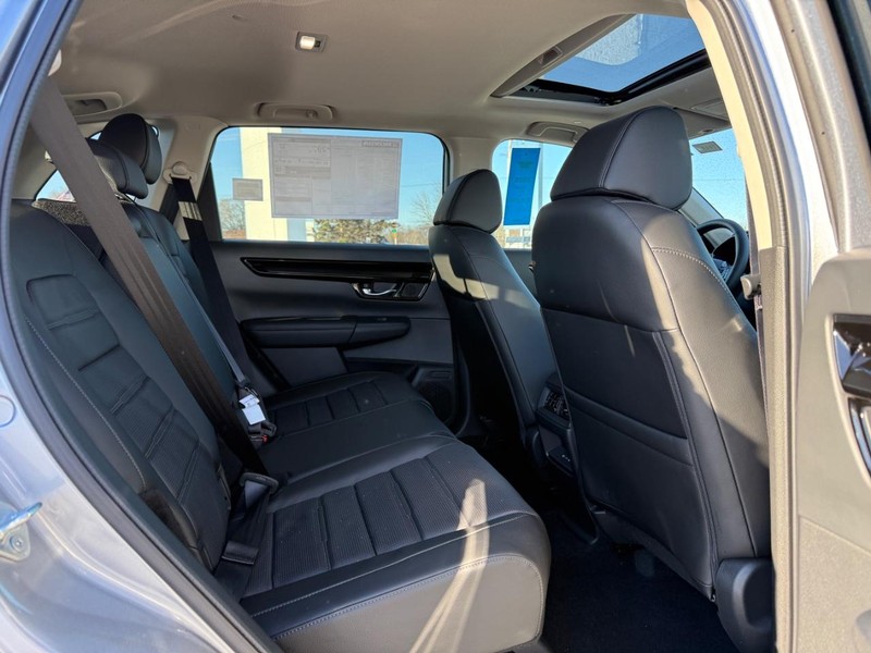 Honda CR-V Vehicle Image 5