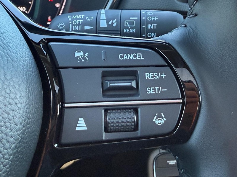 Honda CR-V Vehicle Image 10