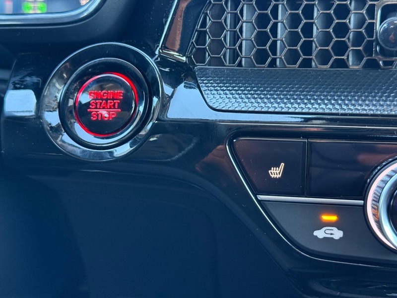 Honda CR-V Vehicle Image 11