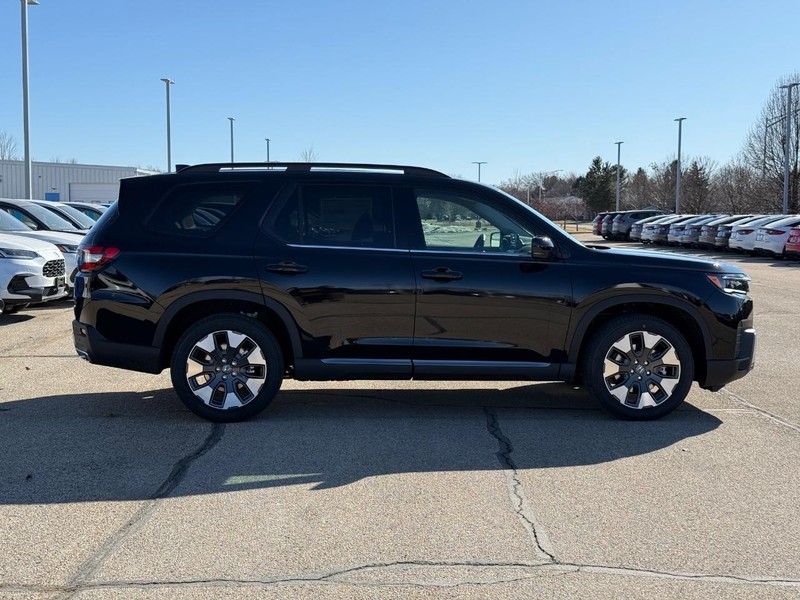 Honda Pilot Vehicle Image 2
