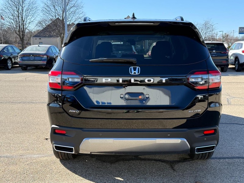 Honda Pilot Vehicle Image 4