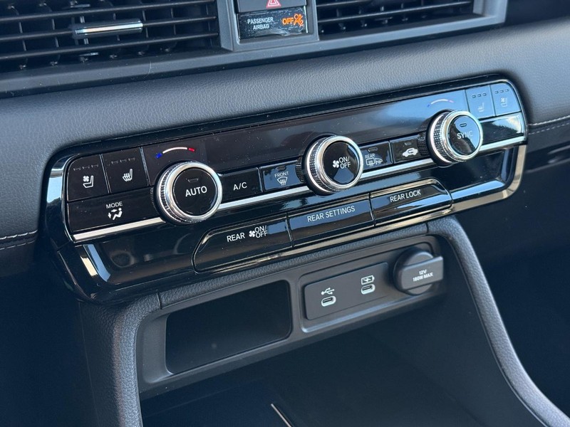 Honda Pilot Vehicle Image 18