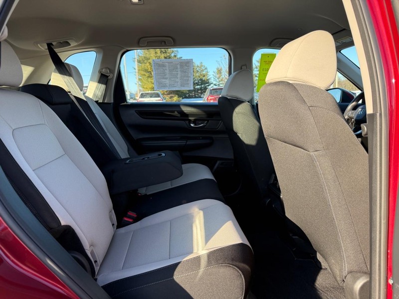 Honda CR-V Vehicle Image 10