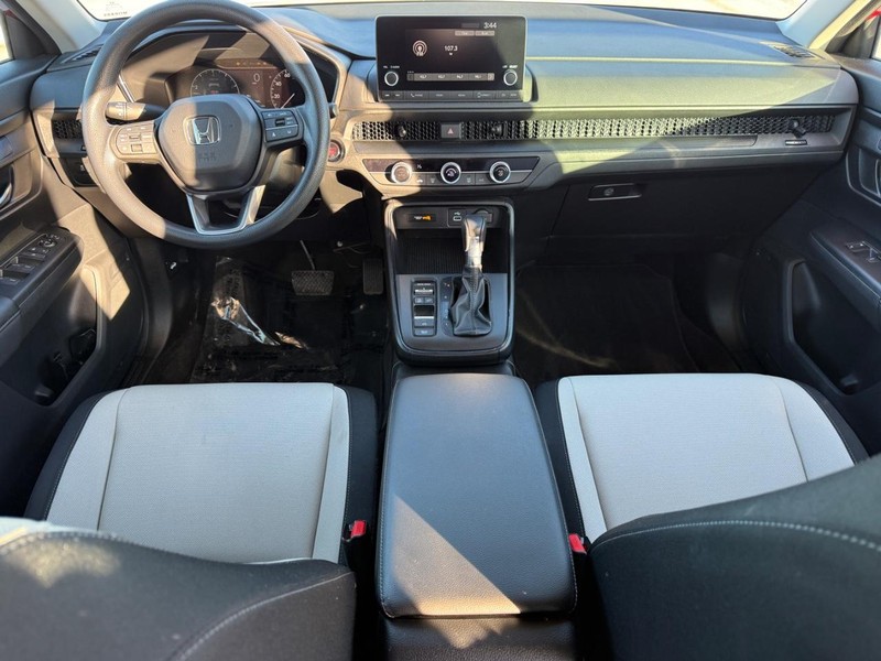 Honda CR-V Vehicle Image 11