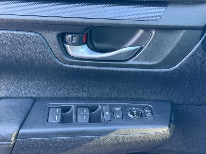 Honda CR-V Vehicle Image 22