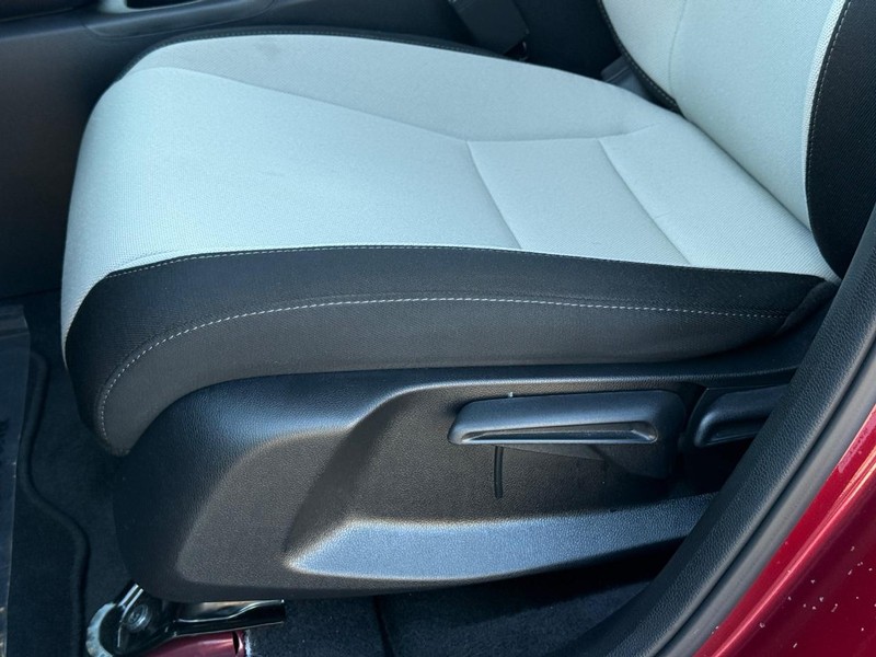 Honda CR-V Vehicle Image 23