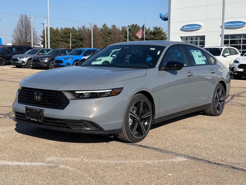 Honda Accord Hybrid Vehicle Image 7