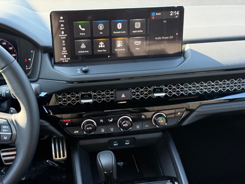 Honda Accord Hybrid Vehicle Image 11