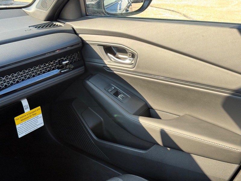 Honda Accord Hybrid Vehicle Image 14