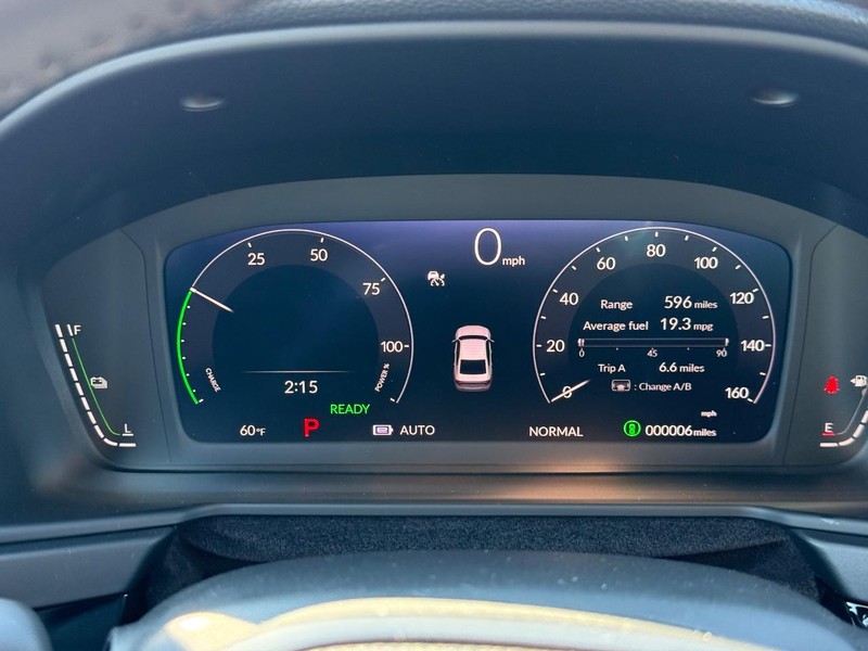 Honda Accord Hybrid Vehicle Image 17