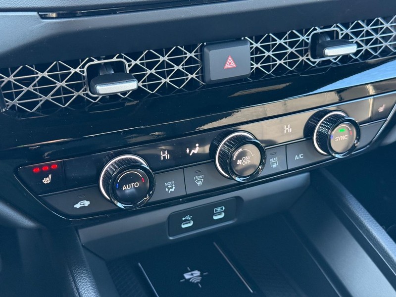 Honda Accord Hybrid Vehicle Image 19