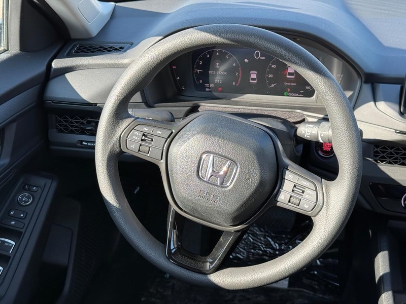 Honda Accord Sedan Vehicle Image 12