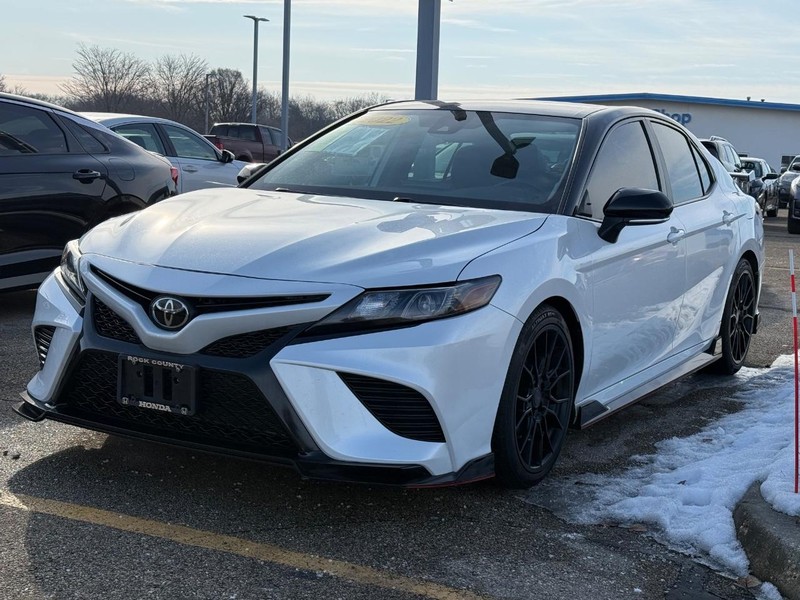 Toyota Camry Vehicle Image 7