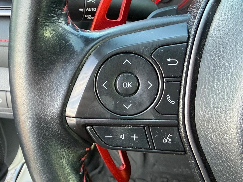 Toyota Camry Vehicle Image 15