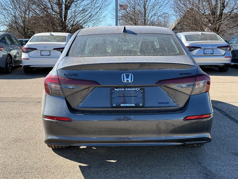 Honda Civic Sedan Hybrid Vehicle Image 4