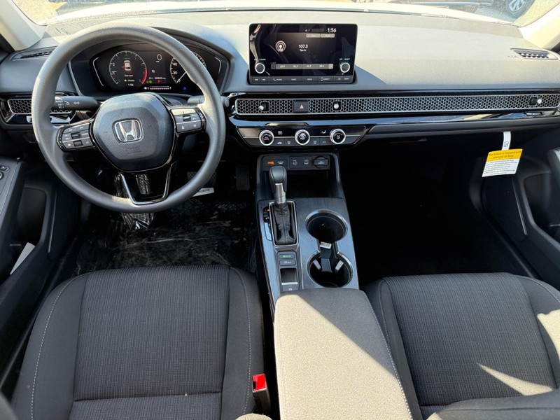 Honda Civic Sedan Vehicle Image 9