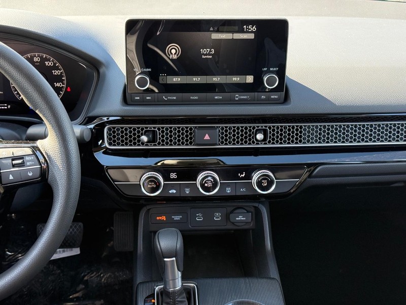 Honda Civic Sedan Vehicle Image 10