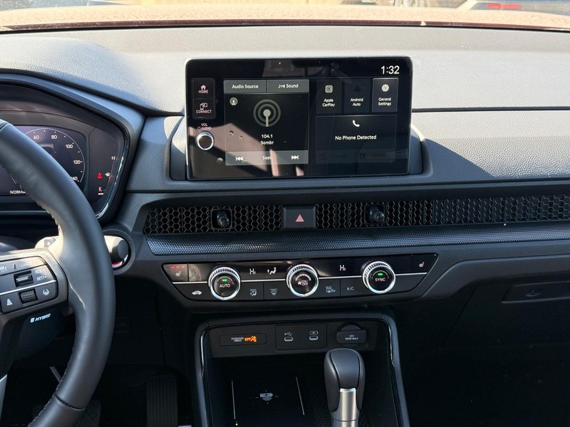 Honda CR-V Hybrid Vehicle Image 10