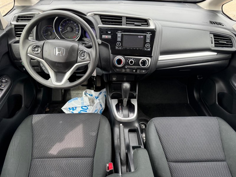 Honda Fit Vehicle Image 10
