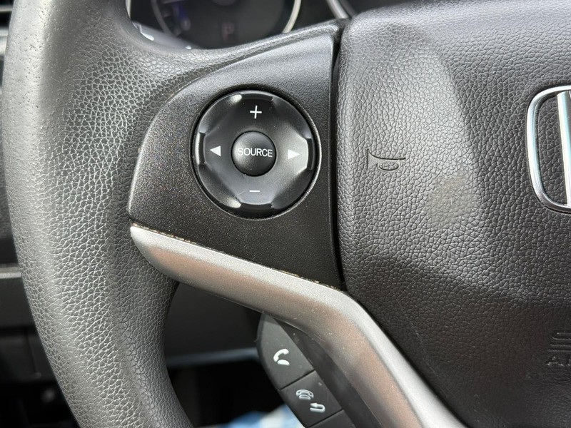 Honda Fit Vehicle Image 15