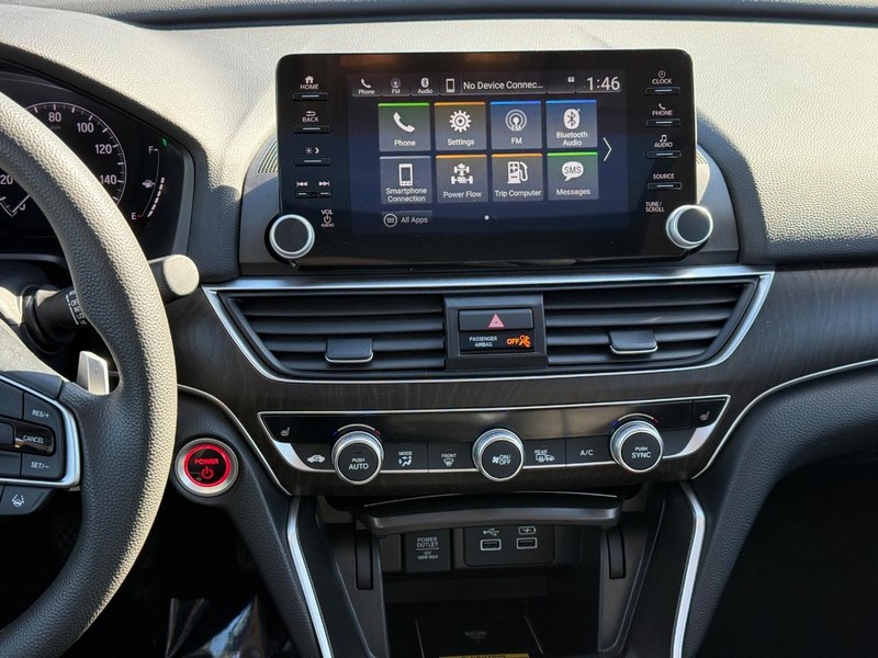 Honda Accord Hybrid Vehicle Full-screen Gallery Image 11