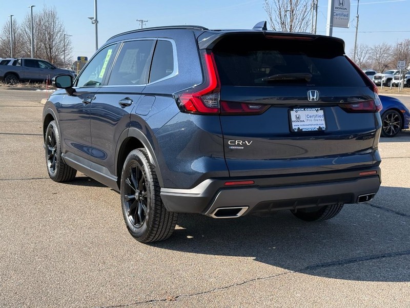 Honda CR-V Hybrid Vehicle Image 5