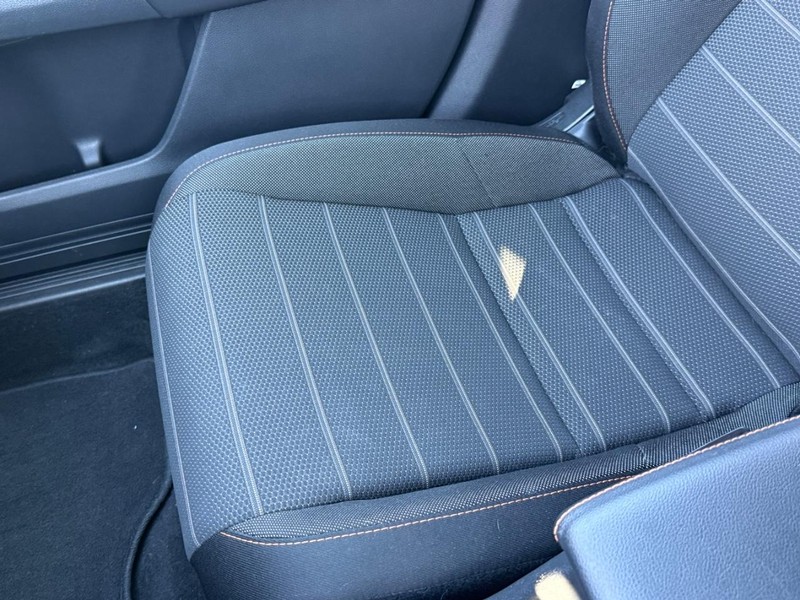 Honda CR-V Hybrid Vehicle Image 20